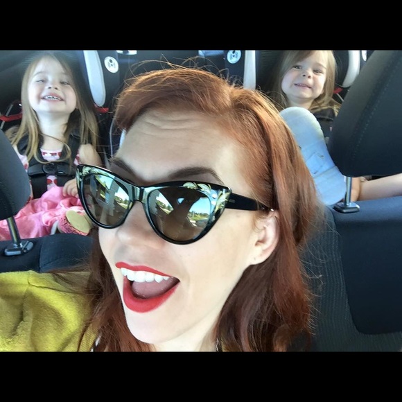 Meet the Posher! - Picture 8 of 8